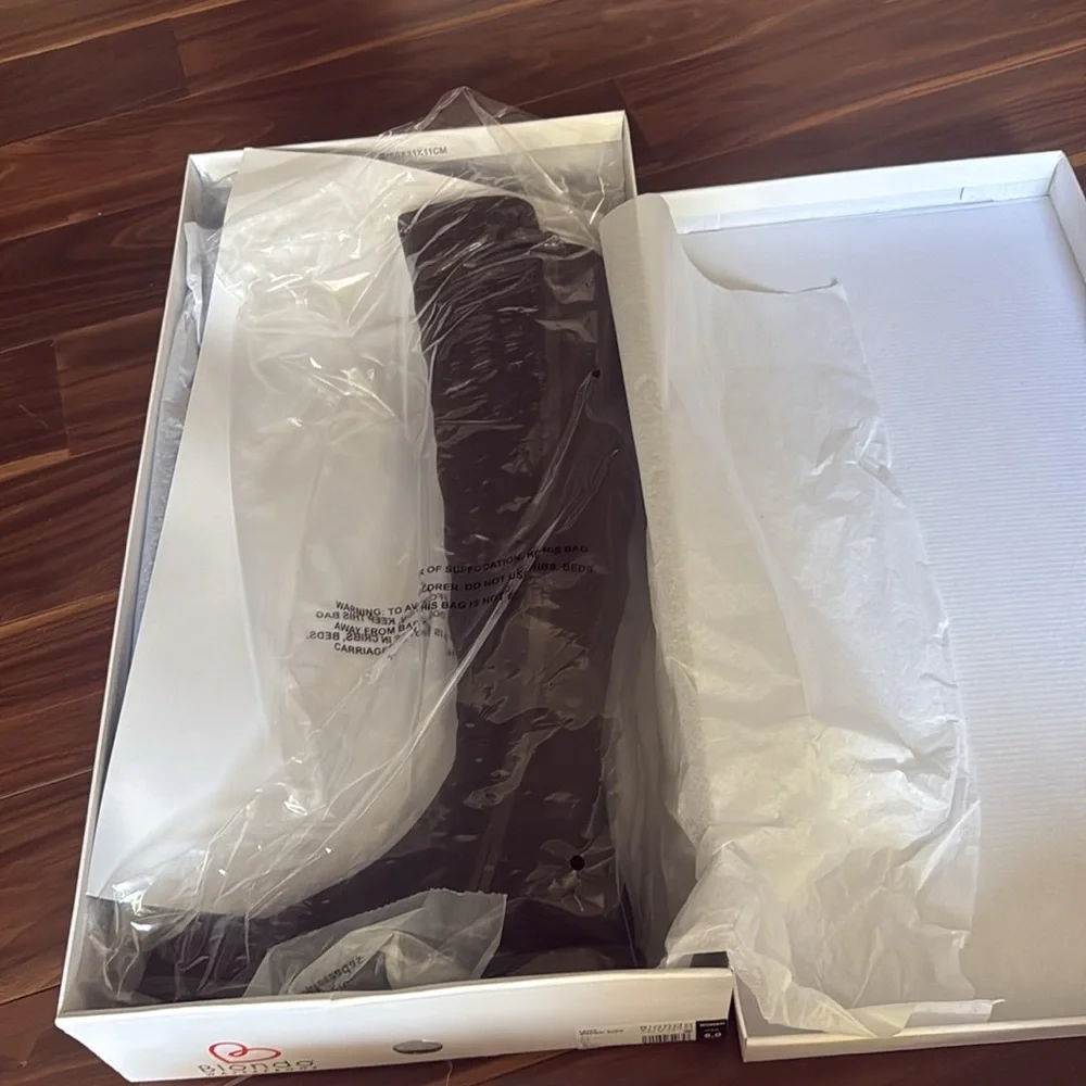 Blondo Brown Layne Waterproof Over the Knee Boot size 6